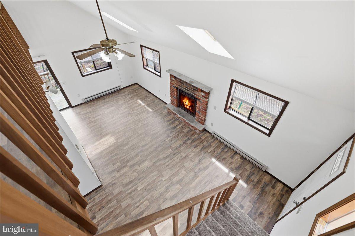 940 COUNTRY PLACE DRIVE