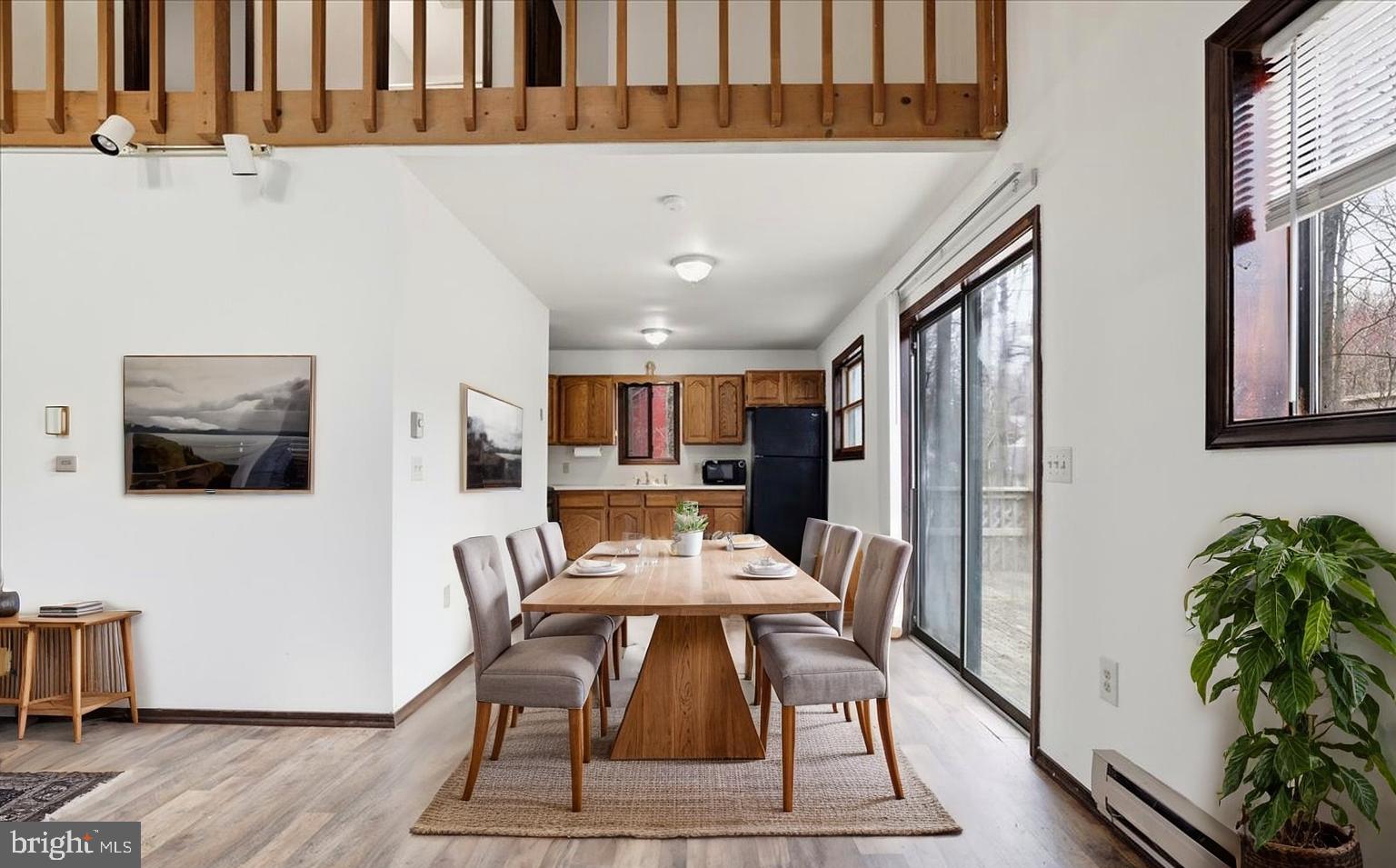940 COUNTRY PLACE DRIVE