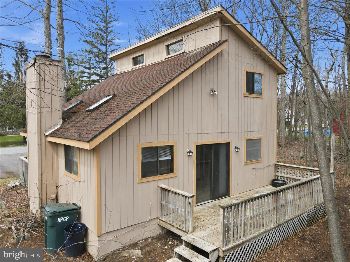 940 COUNTRY PLACE DRIVE