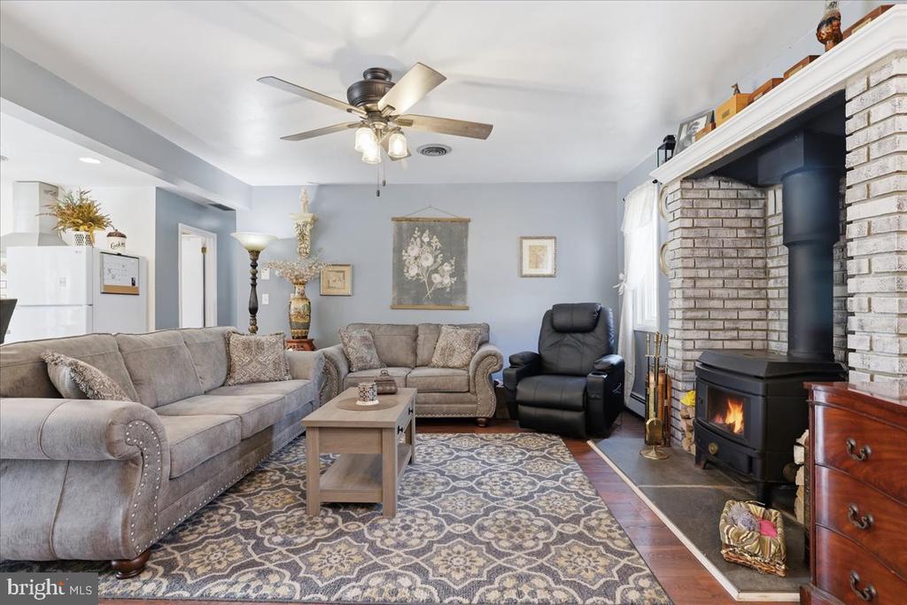 8531 HILLCREST DRIVE H49