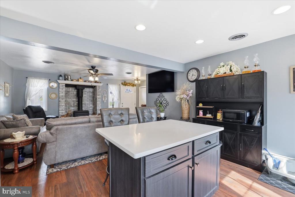 8531 HILLCREST DRIVE H49
