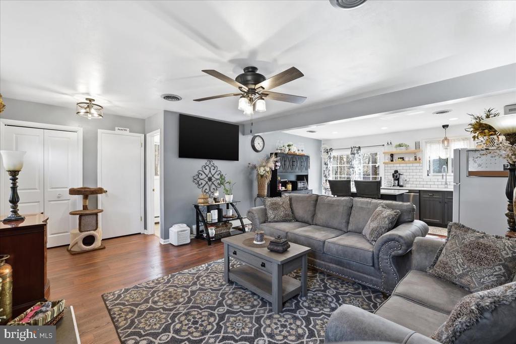 8531 HILLCREST DRIVE H49