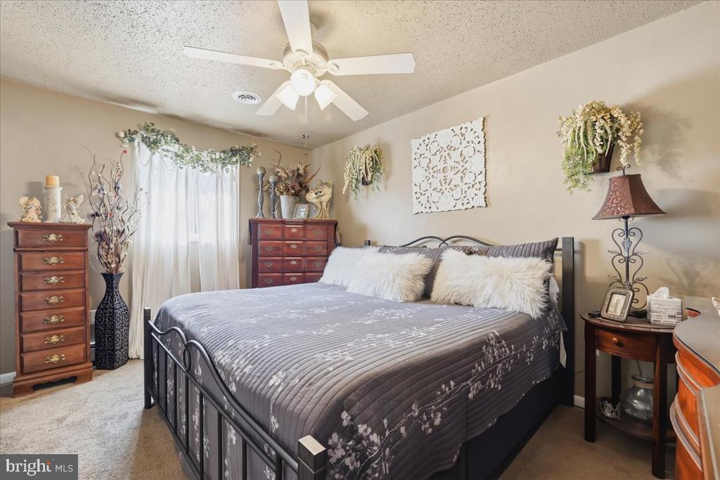 8531 HILLCREST DRIVE H49