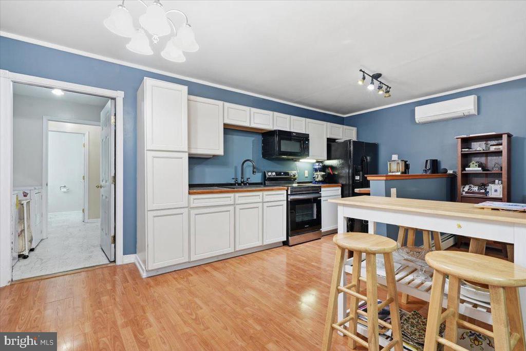 6144 STONY BROOK DRIVE