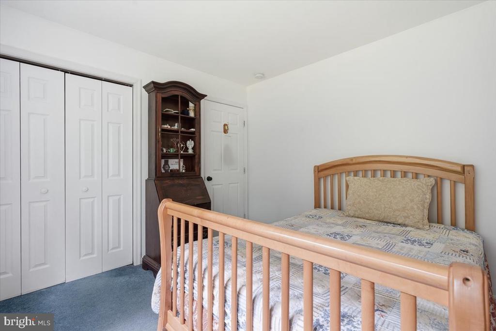 6144 STONY BROOK DRIVE