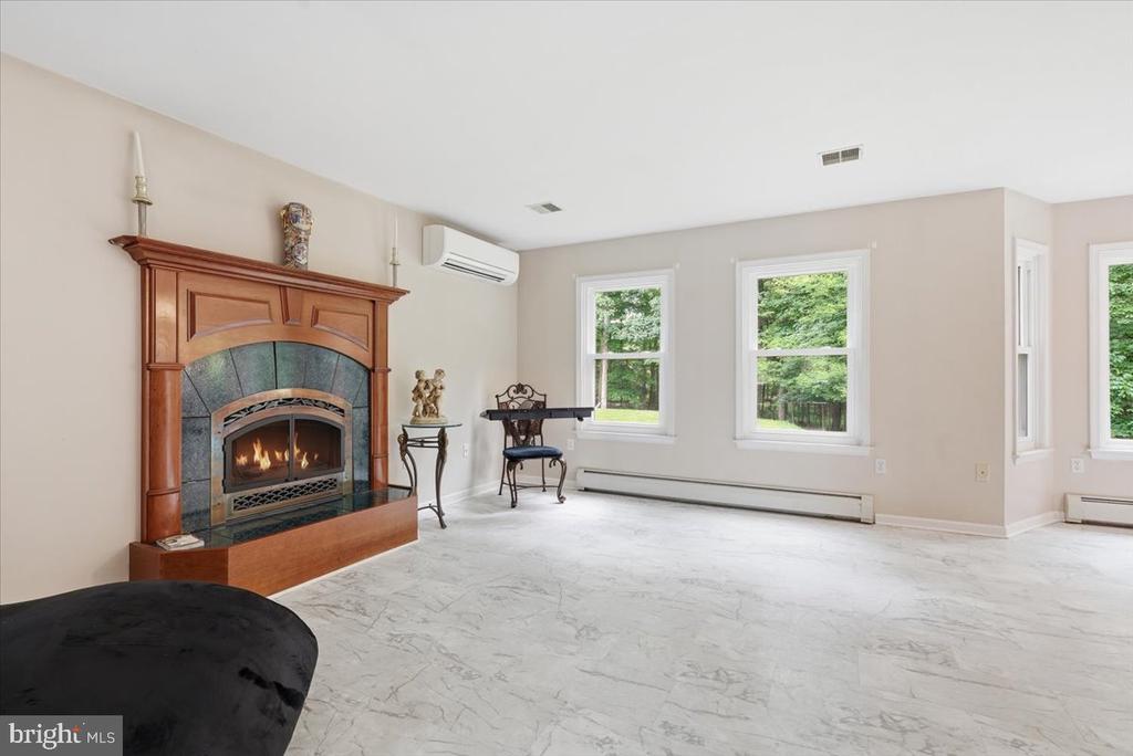 6144 STONY BROOK DRIVE
