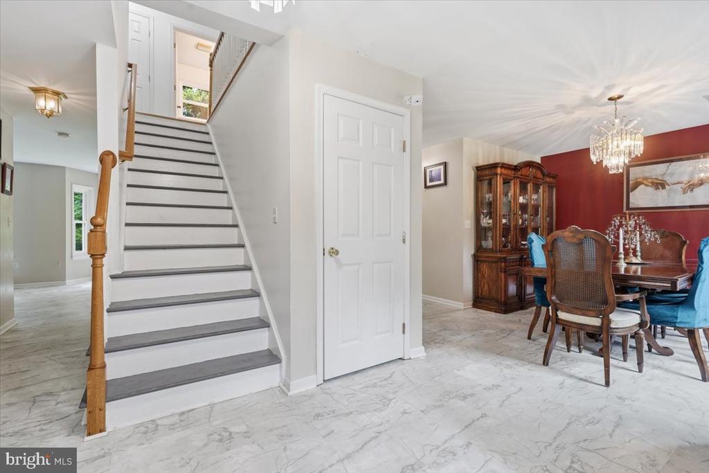 6144 STONY BROOK DRIVE