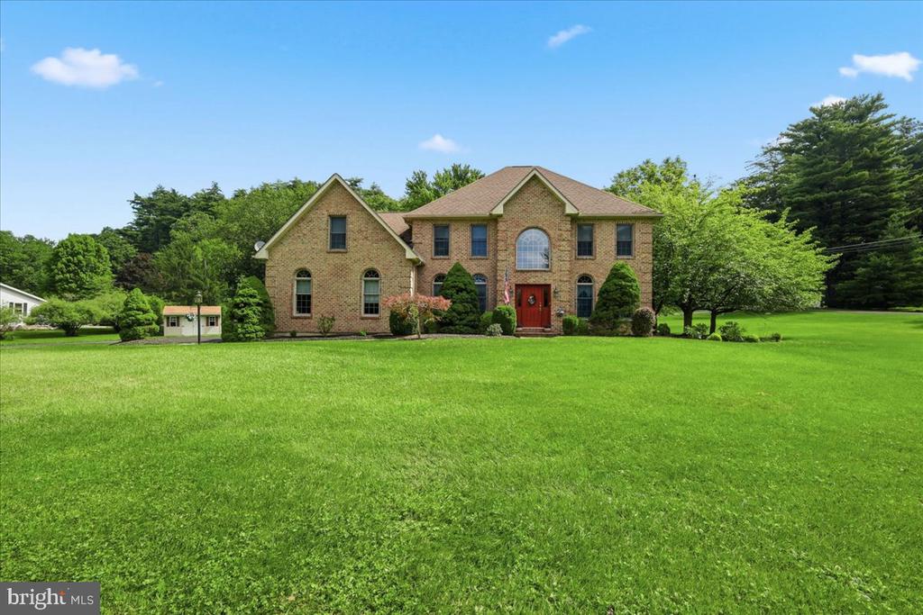 5401 SHELBROOKE DRIVE
