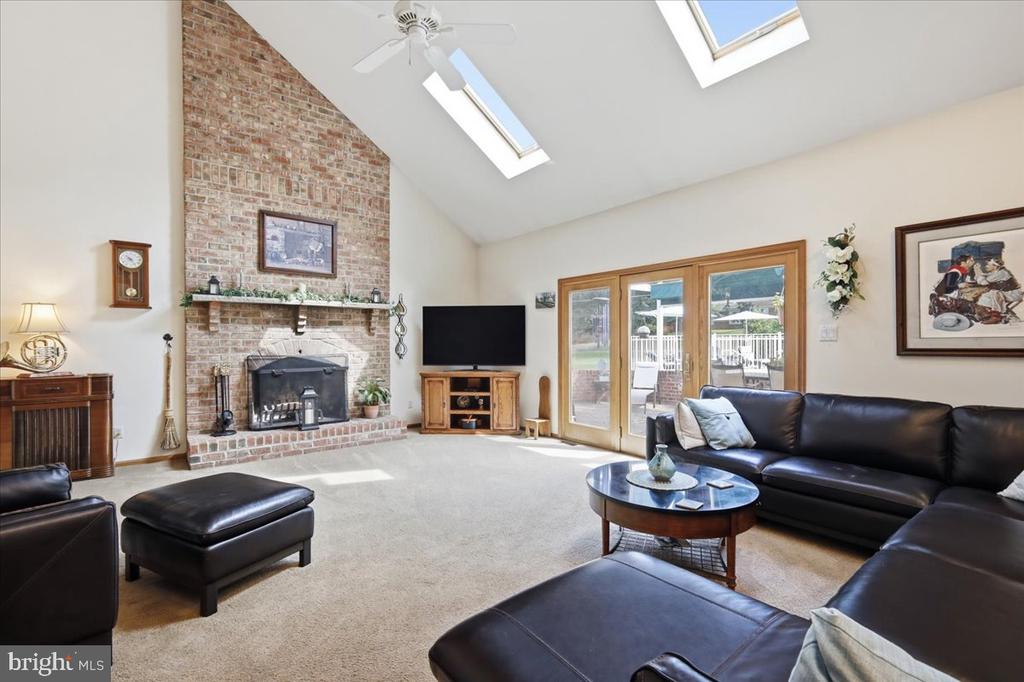 5401 SHELBROOKE DRIVE