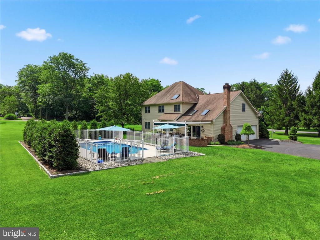5401 SHELBROOKE DRIVE