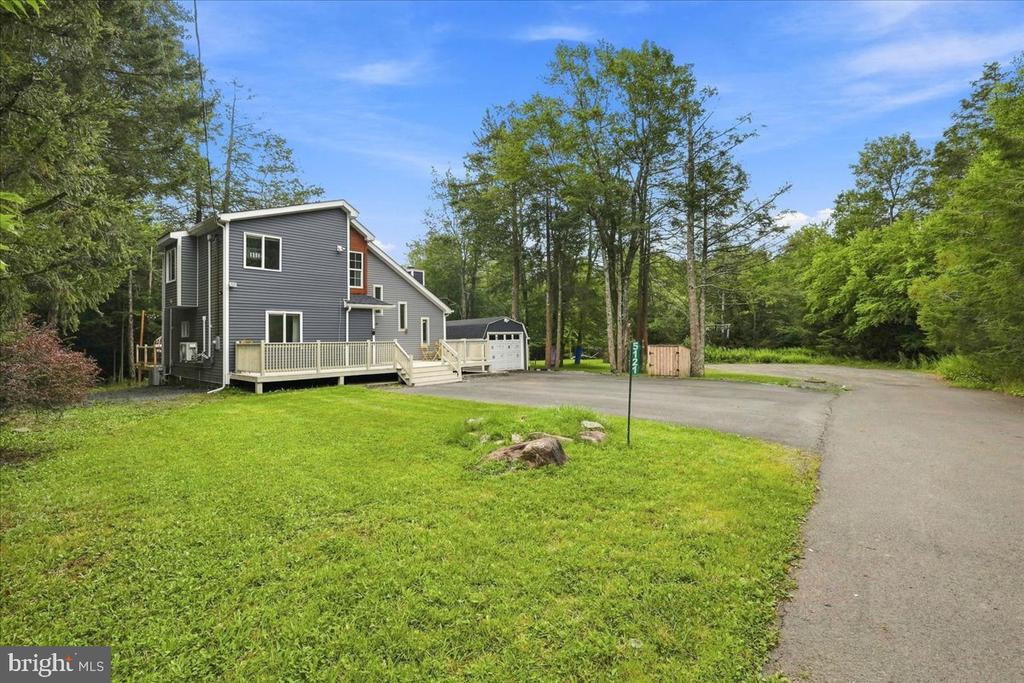 5121 EAGLE PLACE