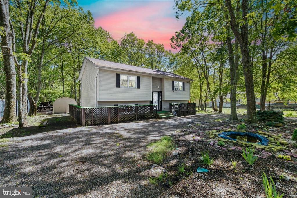 1121 STEELE CIRCLE