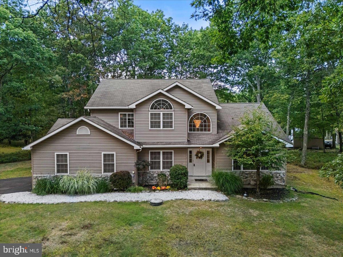 604 BOMBUR LANE