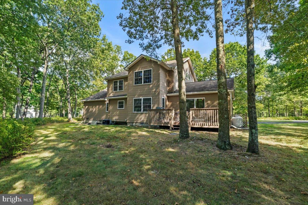 604 BOMBUR LANE