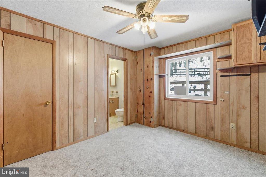 5695 DECKER ROAD