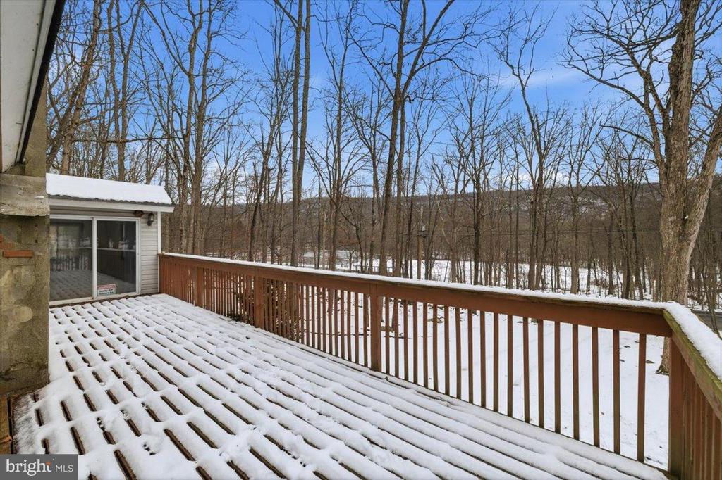 5695 DECKER ROAD
