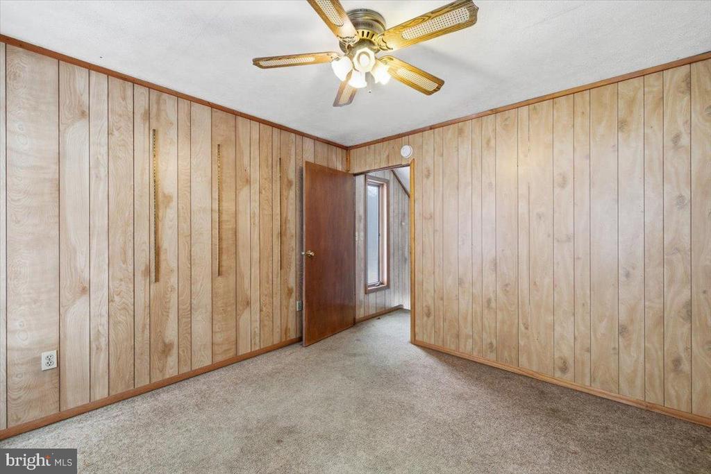 5695 DECKER ROAD