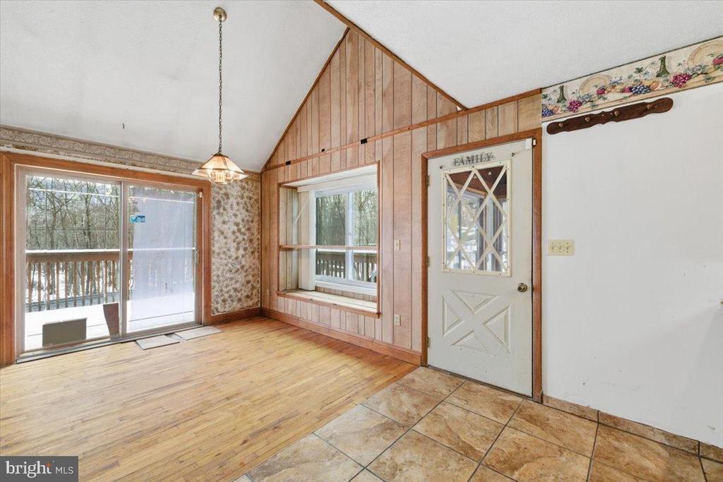 5695 DECKER ROAD