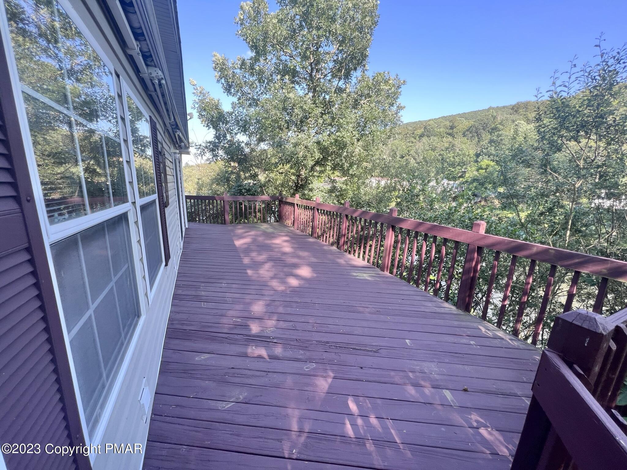 1298 Blue Mountain Circle