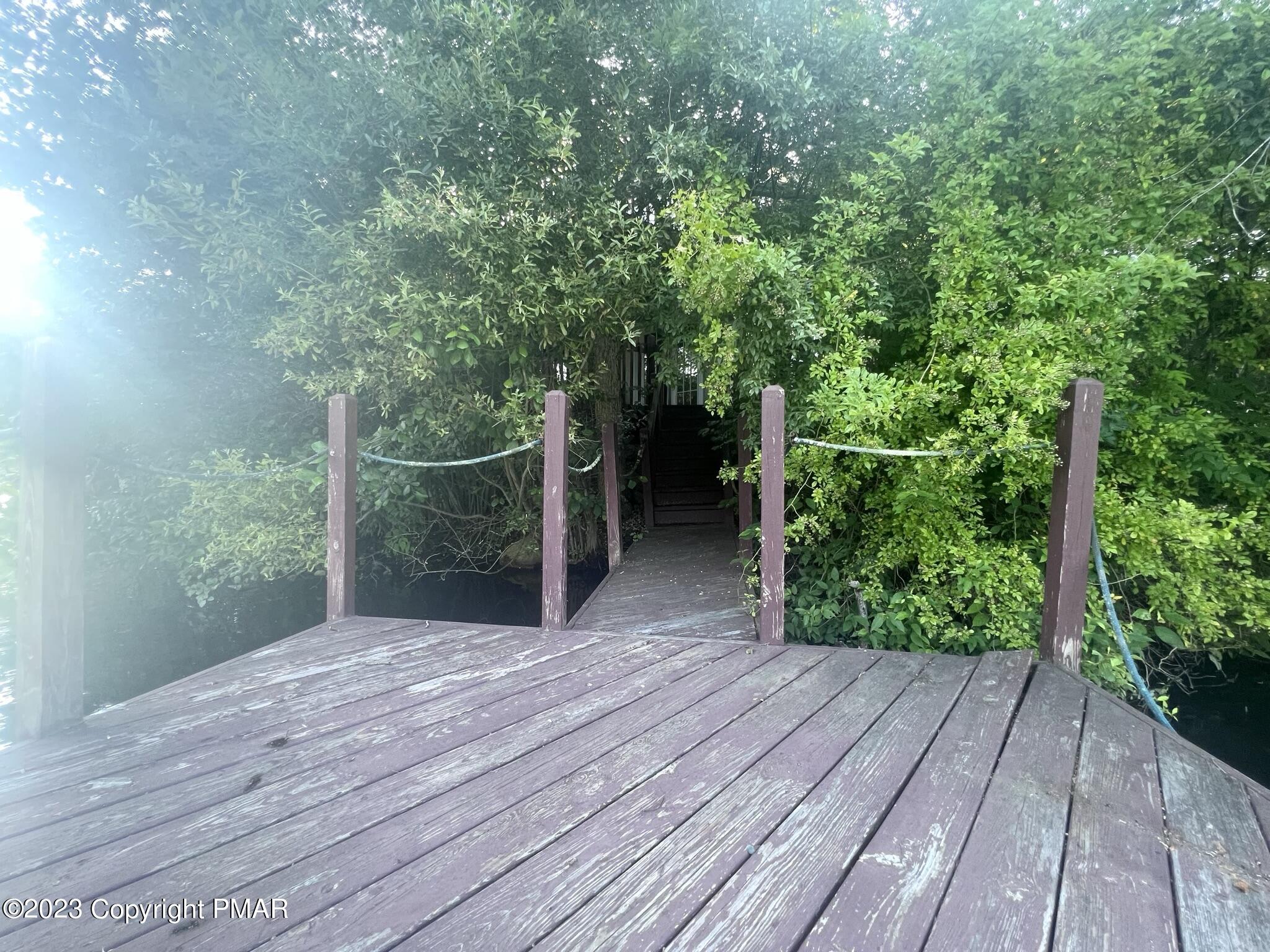 1298 Blue Mountain Circle