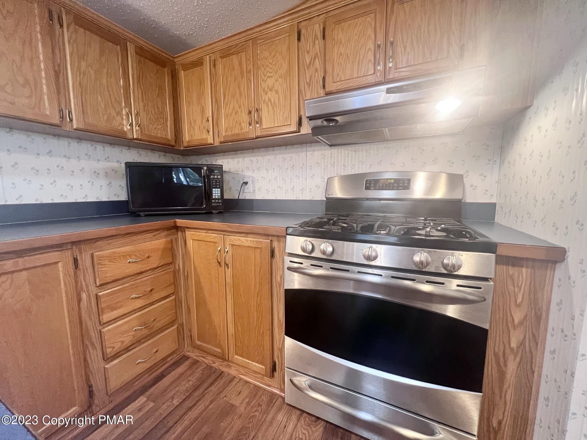 1298 Blue Mountain Circle