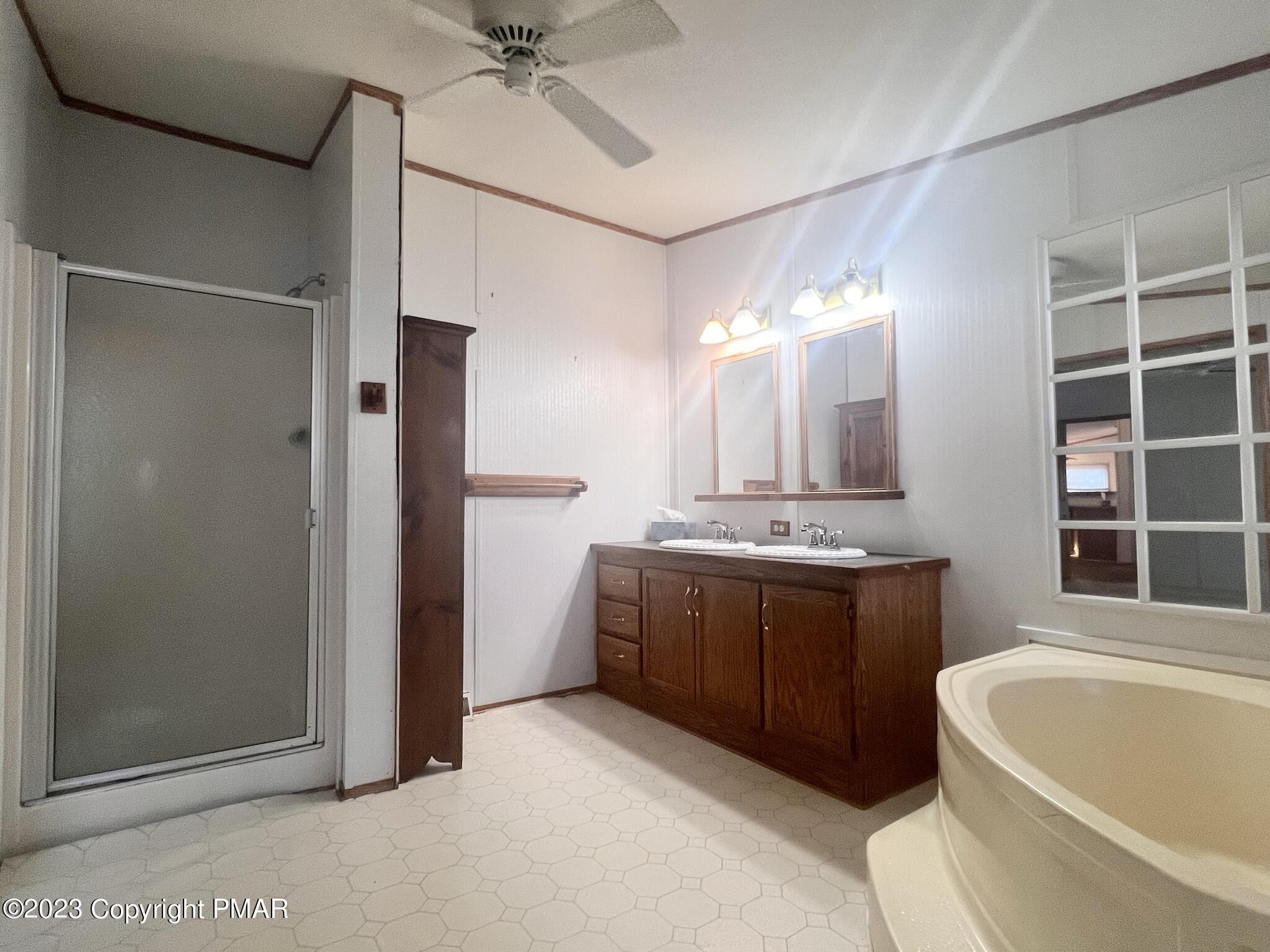 1298 Blue Mountain Circle