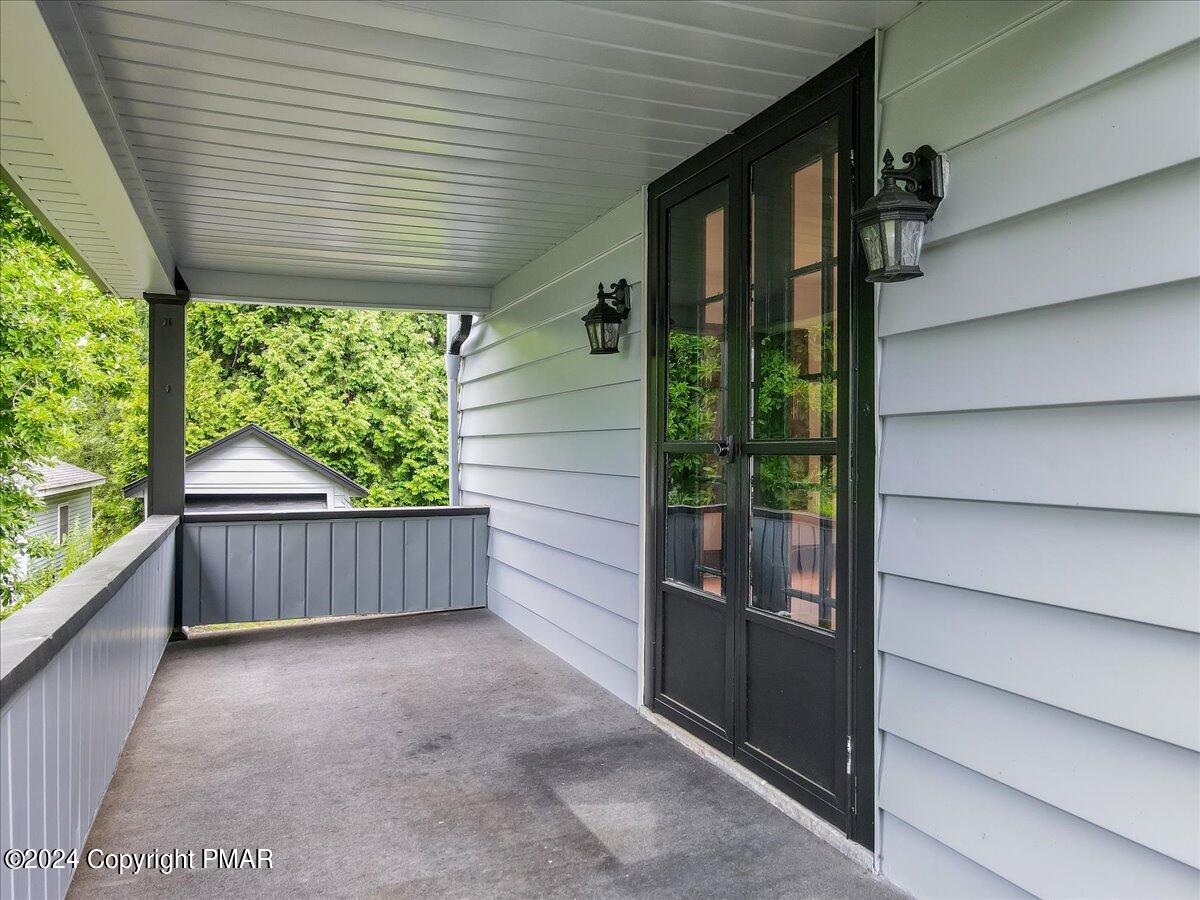 10 Spangenburg Avenue