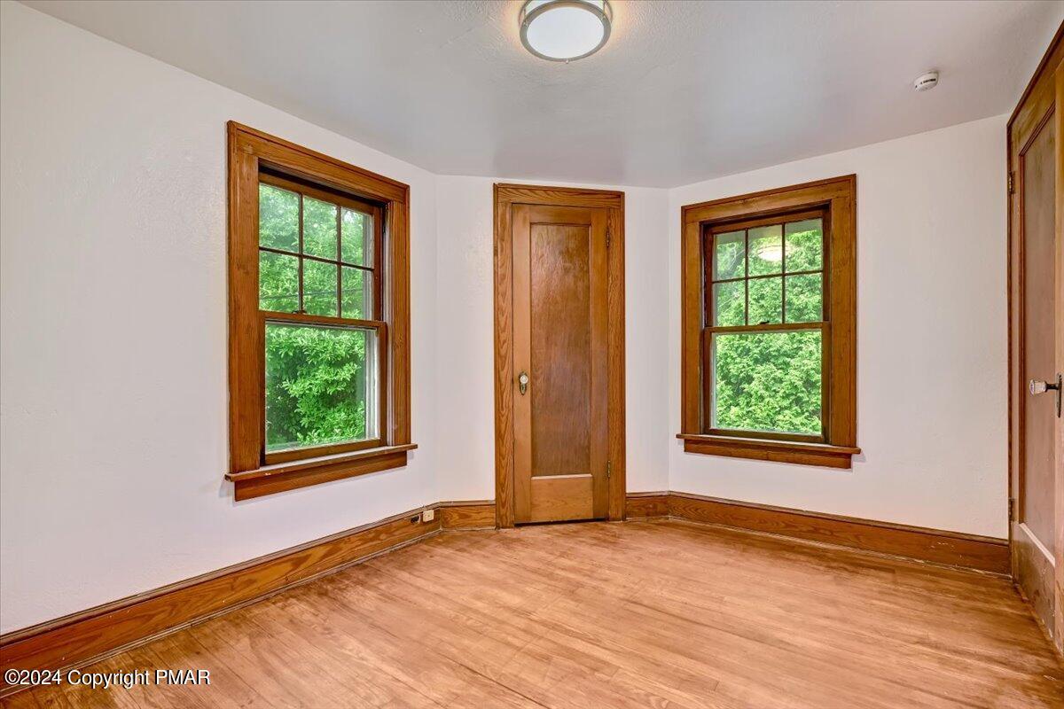 10 Spangenburg Avenue