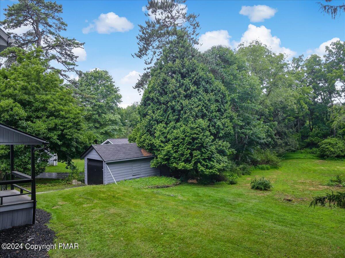 10 Spangenburg Avenue