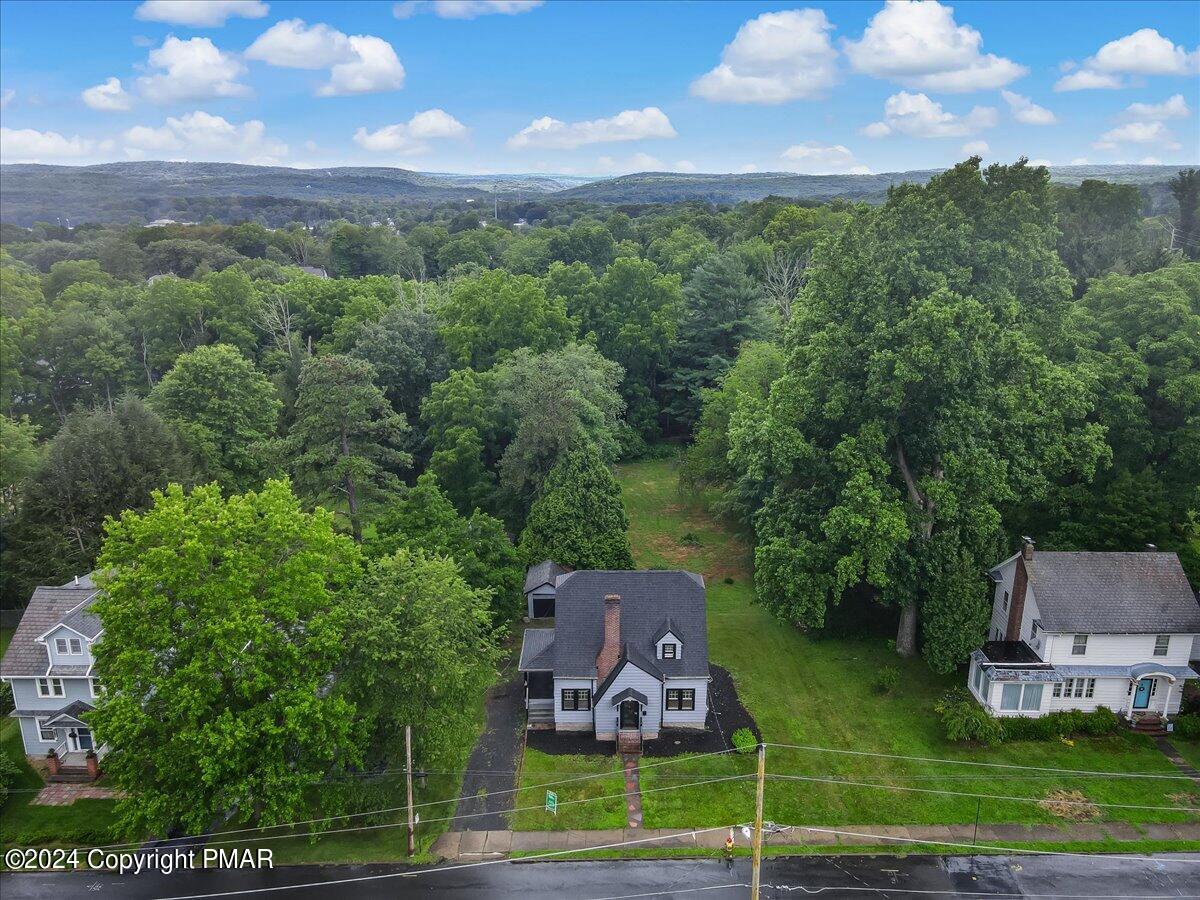 10 Spangenburg Avenue