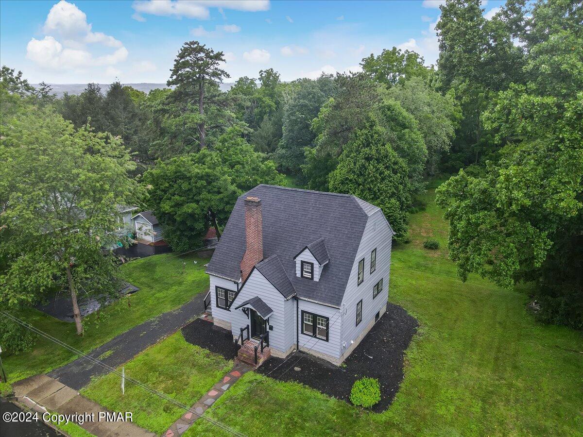 10 Spangenburg Avenue