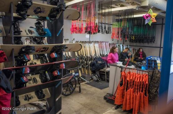 2110 Yorkshire Court