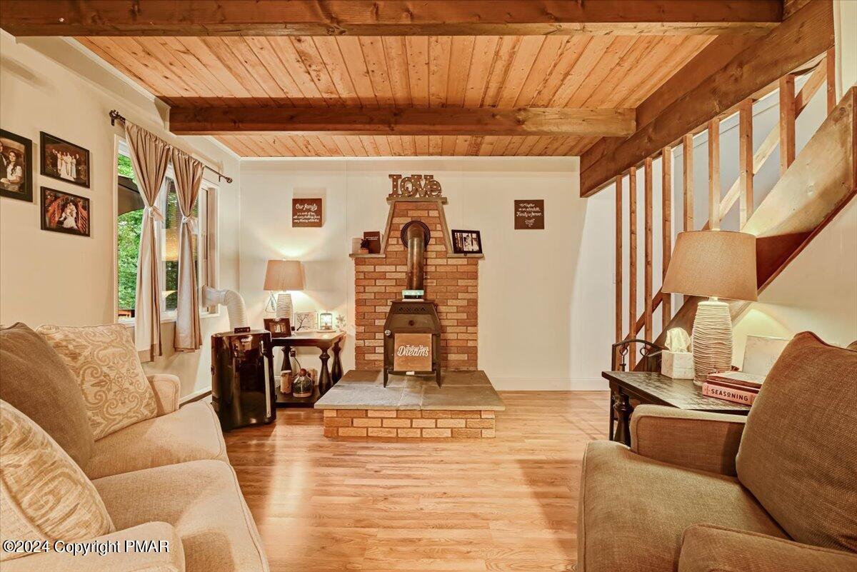 2107 Yorkshire Court