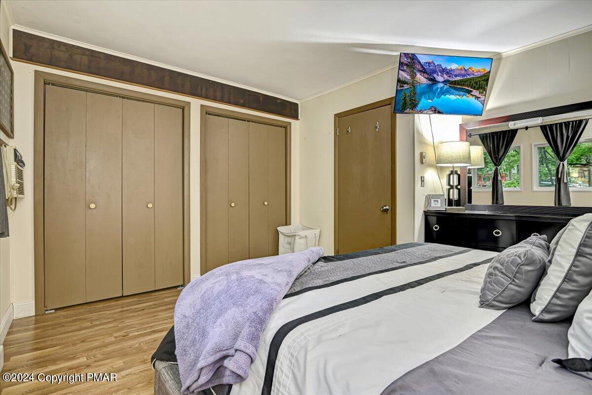 2107 Yorkshire Court