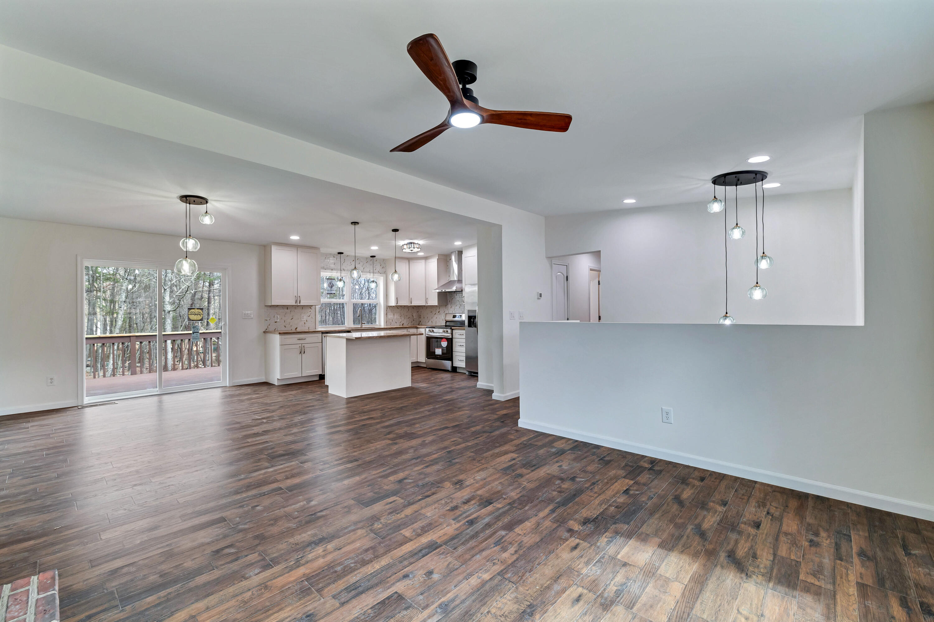 6117 Woodchuck Lane