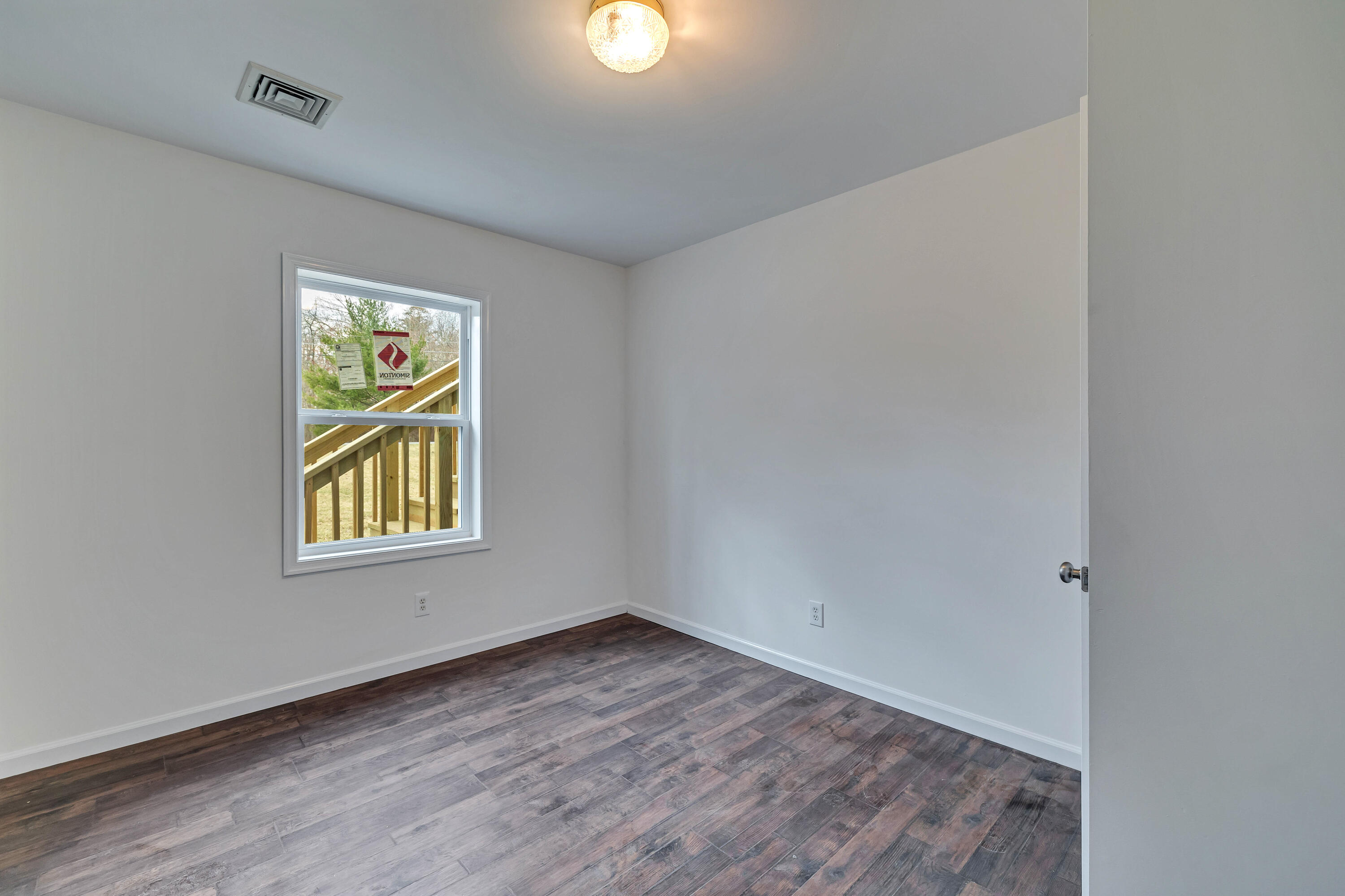 6117 Woodchuck Lane