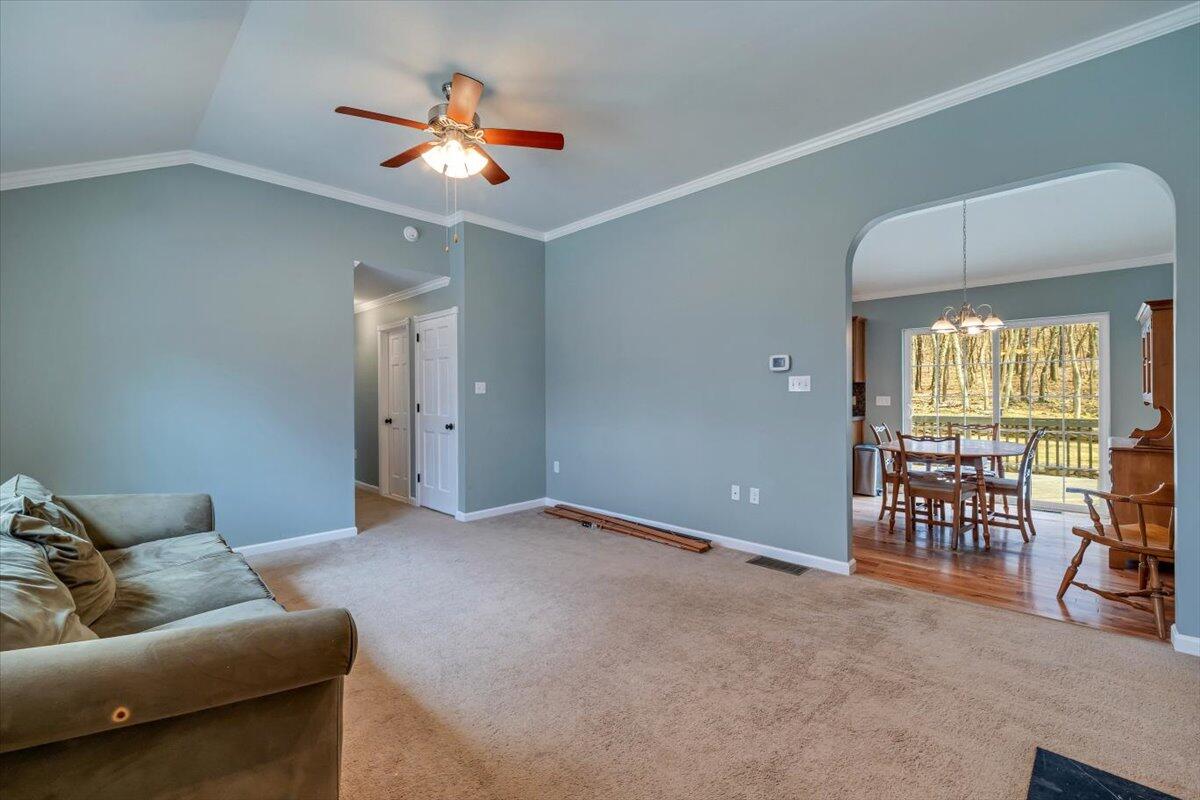 100 Shawnee Trail