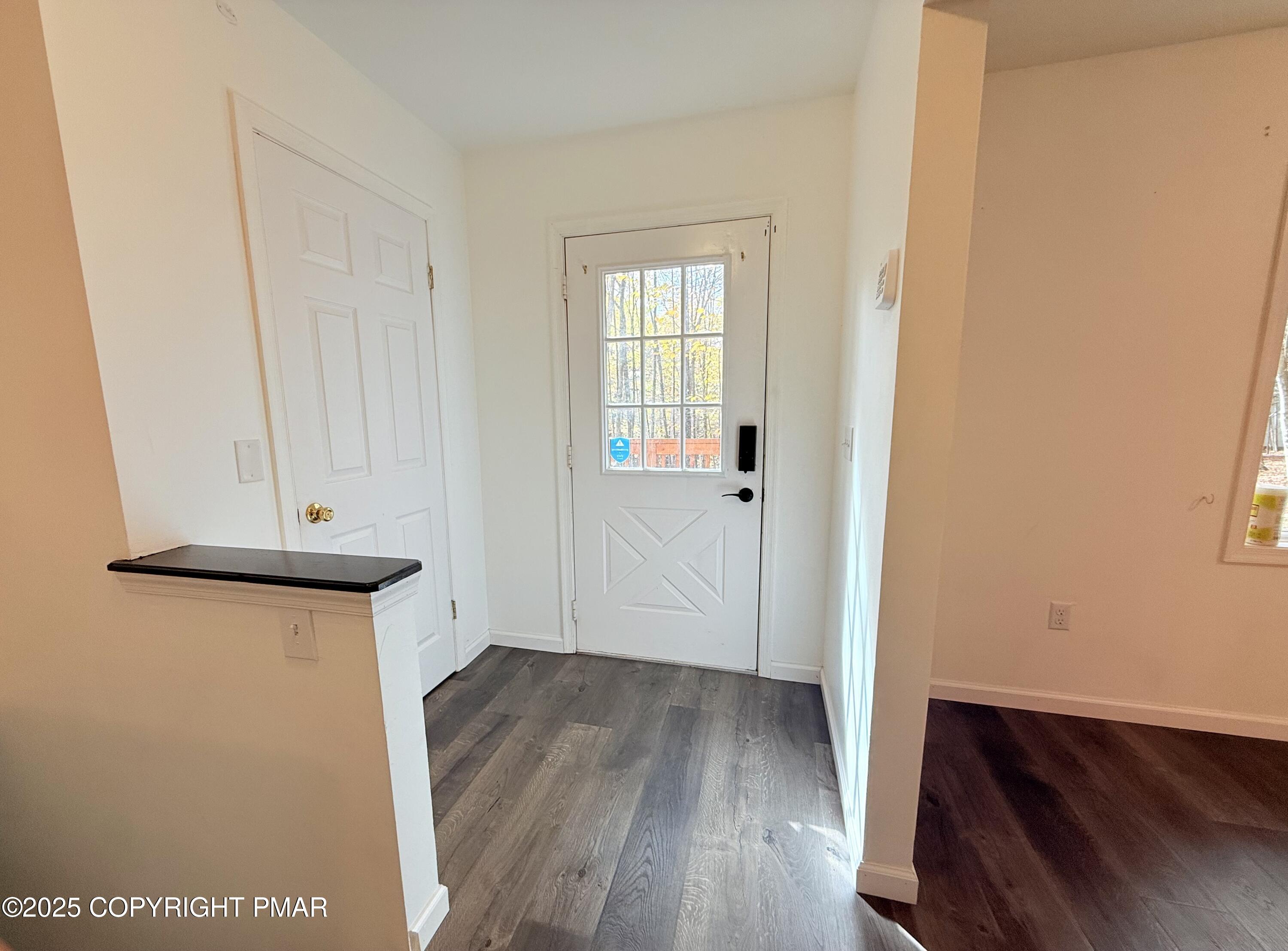 303 Otter Court, Bushkill