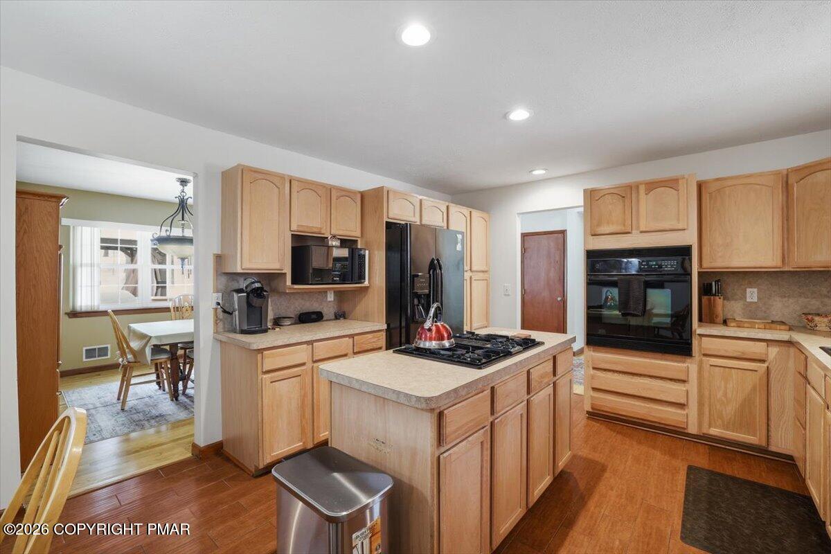 2130 Scarborough Way