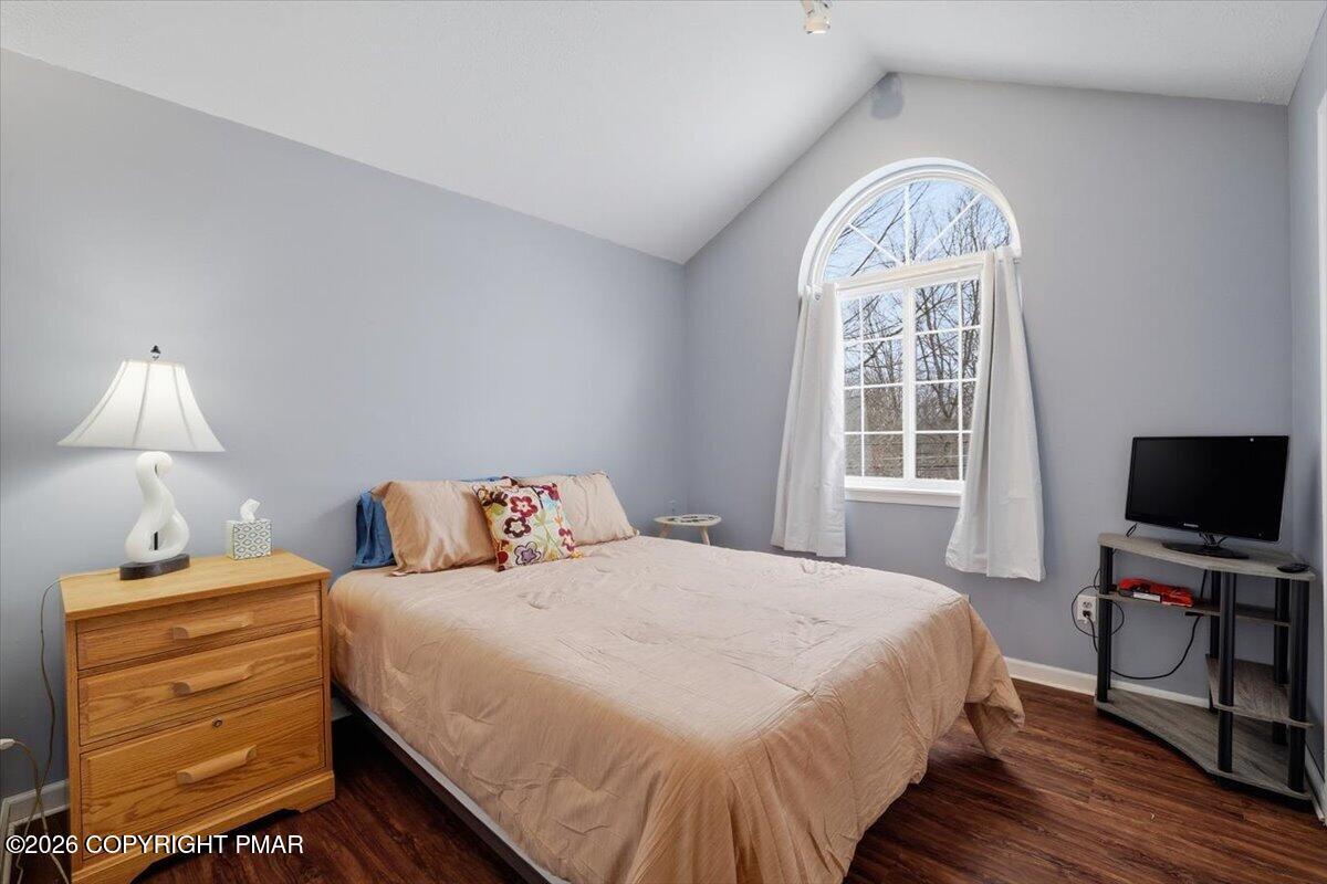 2130 Scarborough Way