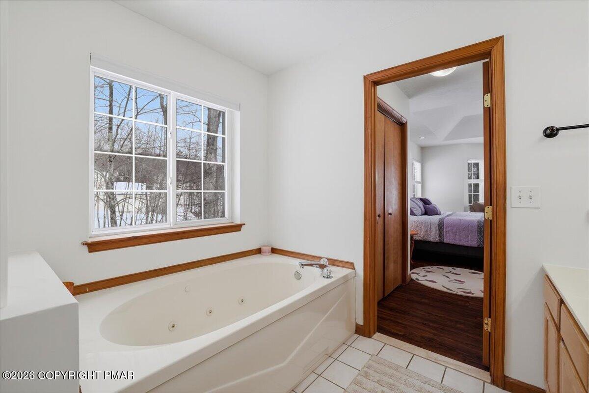 2130 Scarborough Way