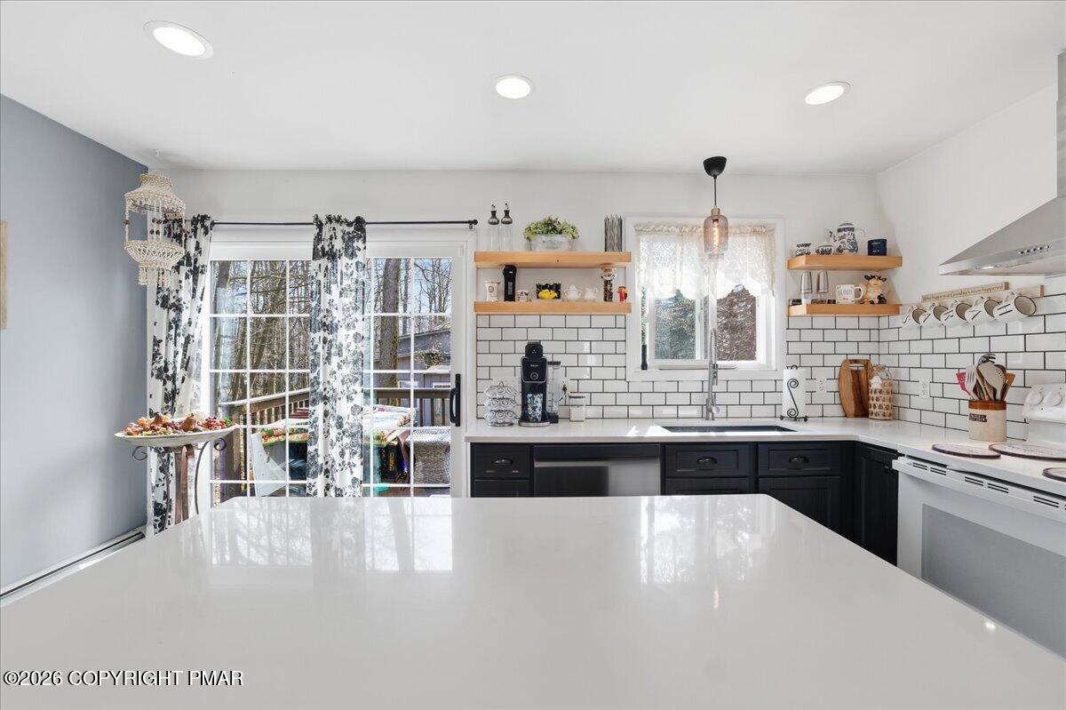 8531 Hillcrest Drive