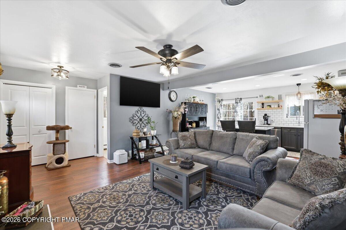 8531 Hillcrest Drive