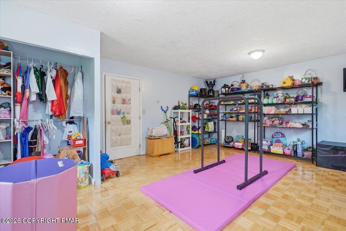 6144 Stony Brook Drive