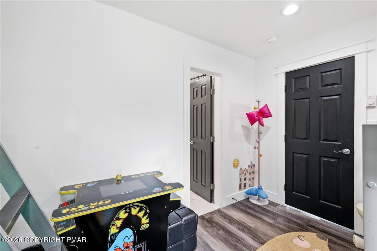 5121 Eagle Place