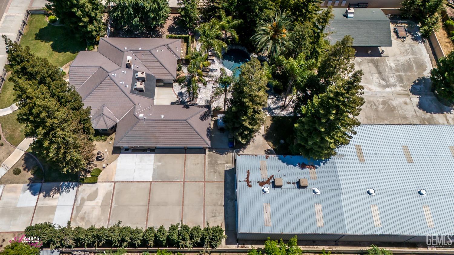 15801 Manon Drive