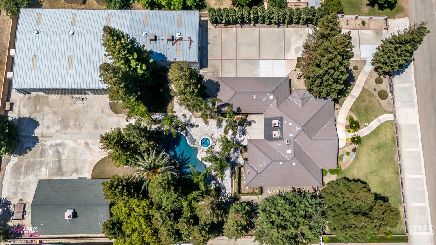 15801 Manon Drive