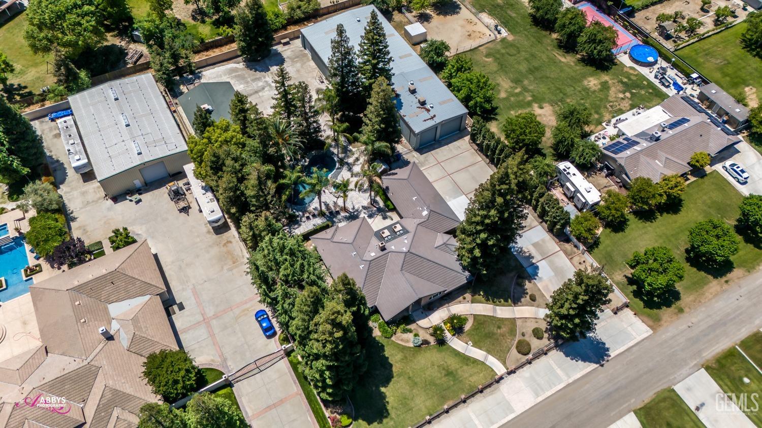 15801 Manon Drive