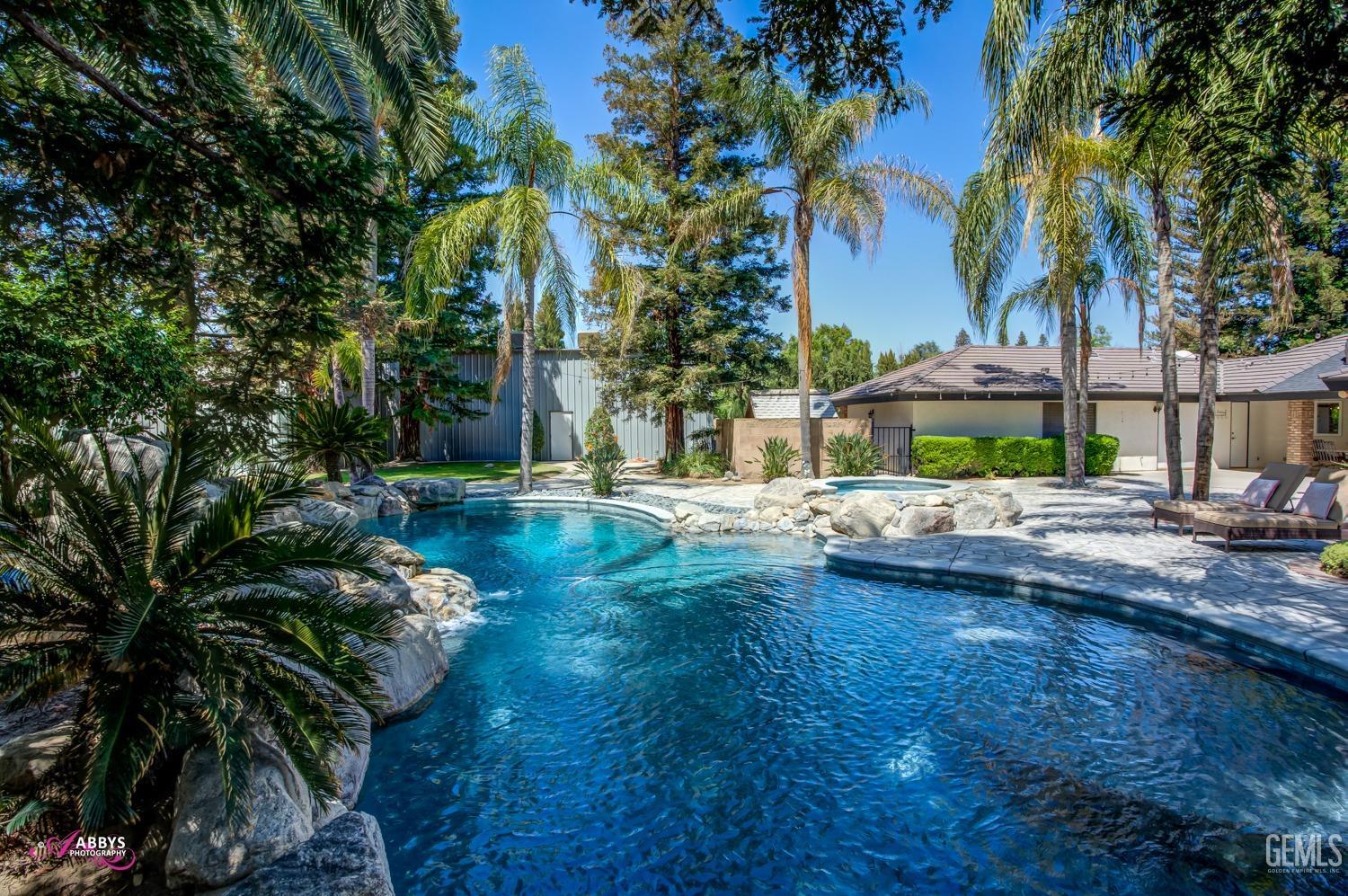 15801 Manon Drive