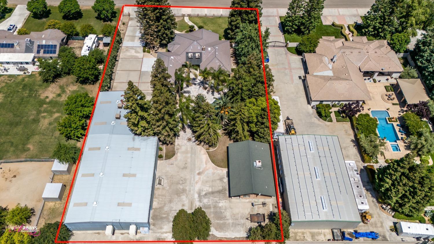15801 Manon Drive